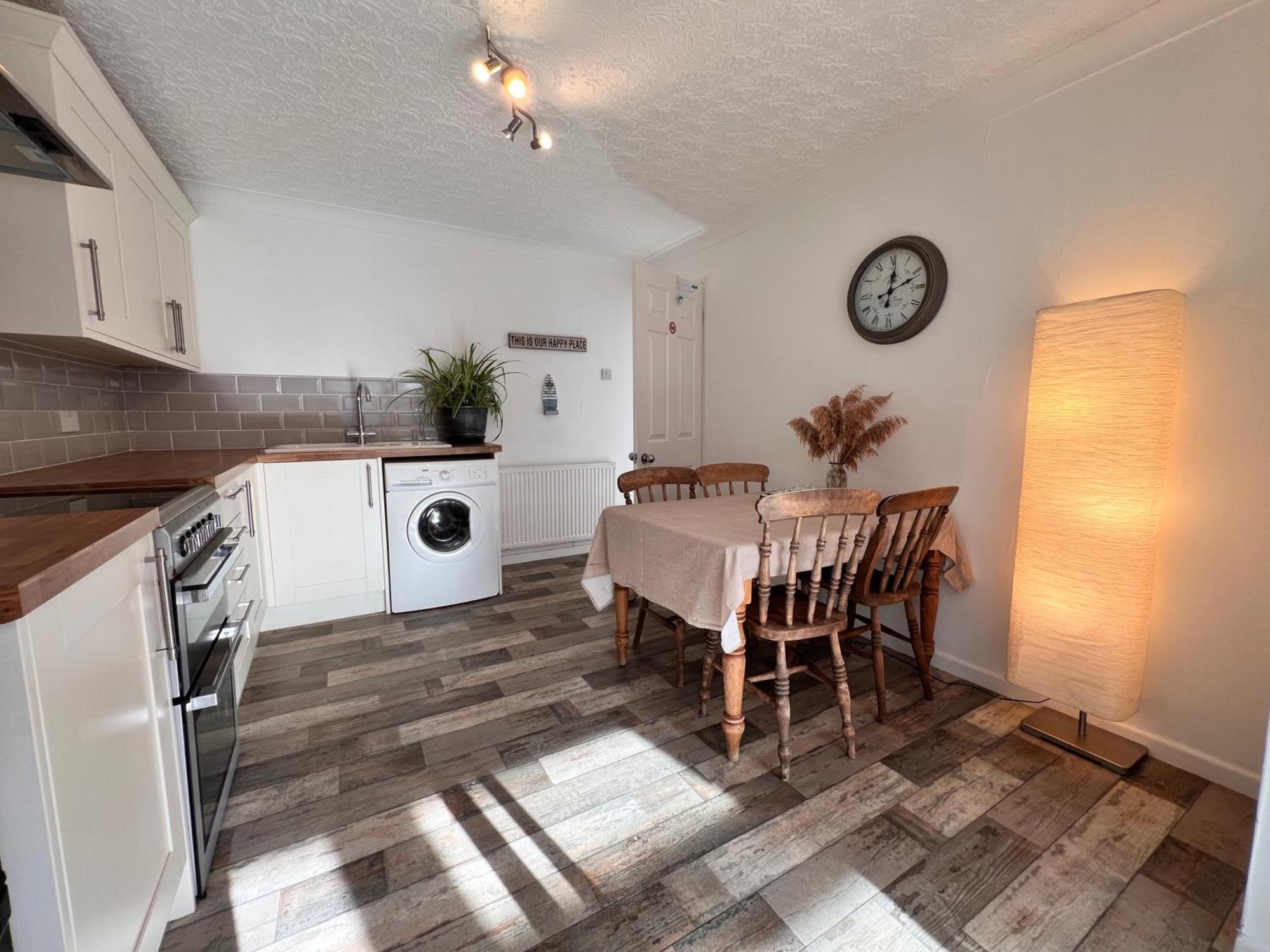 'Blue Sky' 2 Bedroom Enclosed Garden Parking Wifi Pentraeth Exterior foto